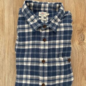 Faherty Men's Navy and Cream Plaid Shirt